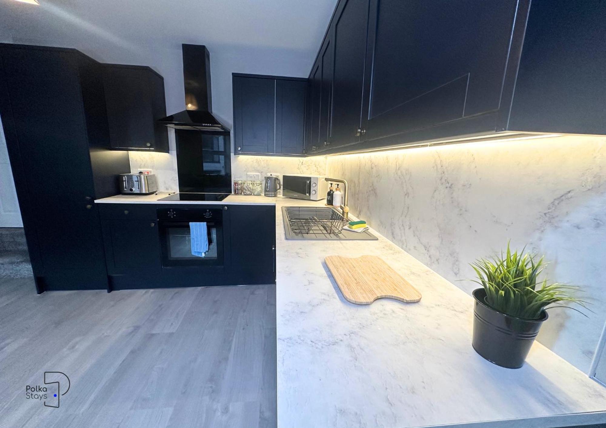 Hanley, Stoke - Modern Spacious Apartments By Polkastays Exterior photo
